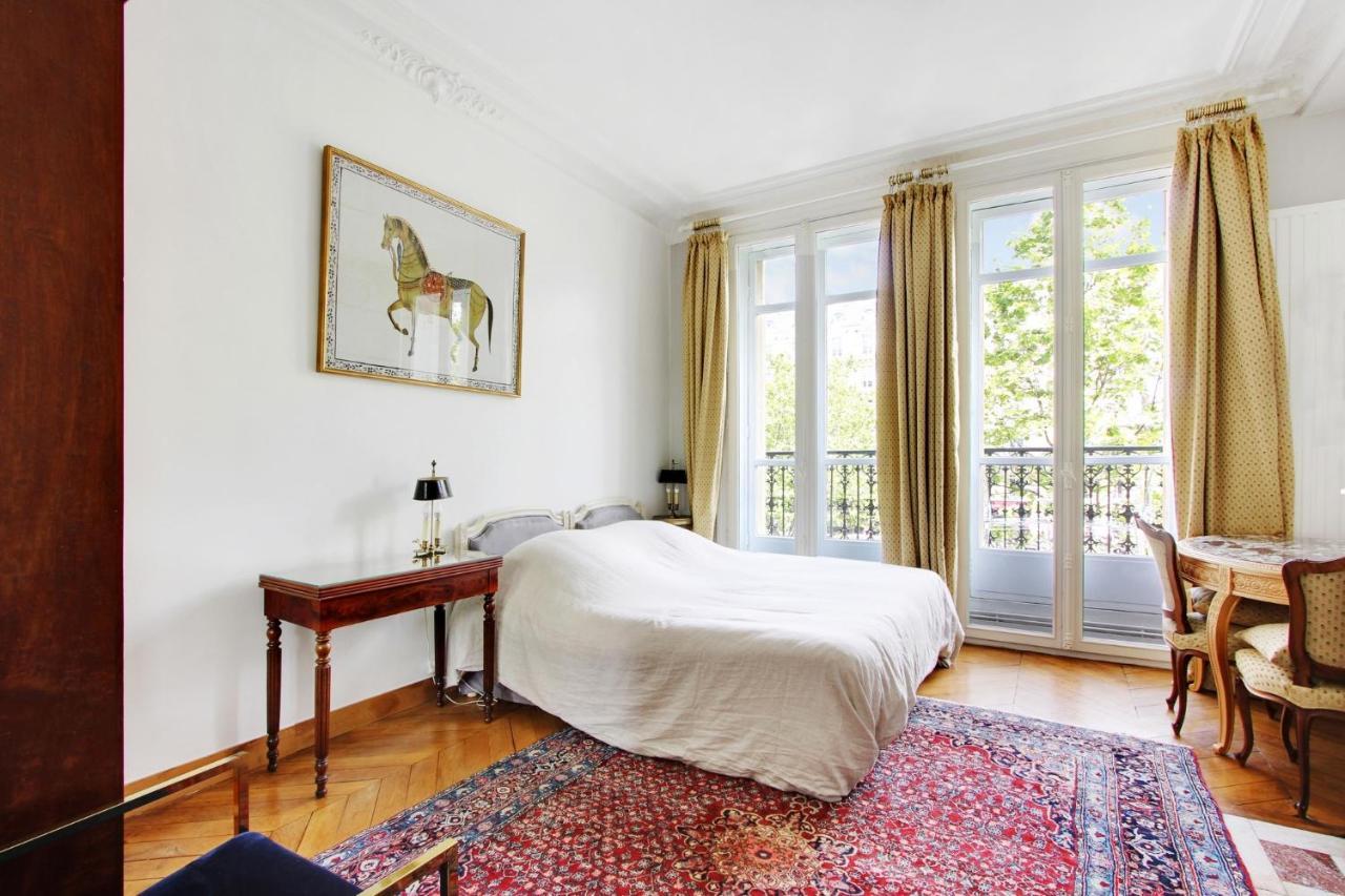 Suite Junior Avec Balcon Et Vue Sur Arc De Triomphe Παρίσι Εξωτερικό φωτογραφία